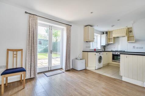 Living Area/Kitchen