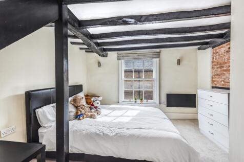 Bedroom 1 8b