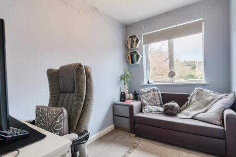 Bedroom/Study