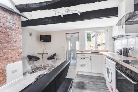 Kitchen Lounge