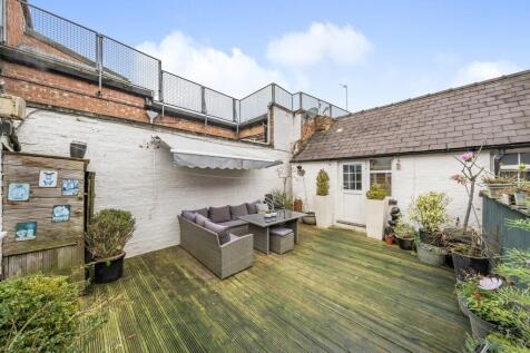 Courtyard area