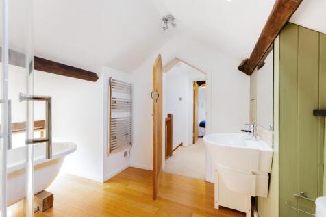 Bathroom and landing with office space