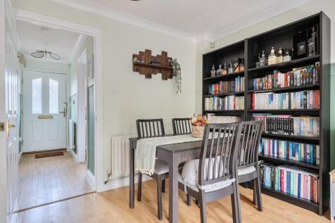 Entrance hall and diner