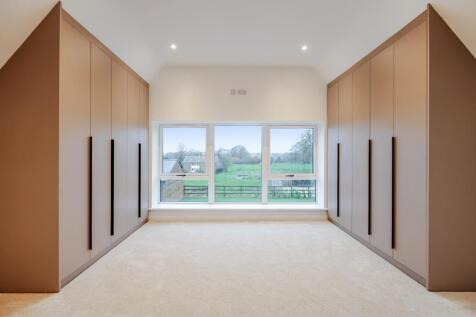 Master dressing room