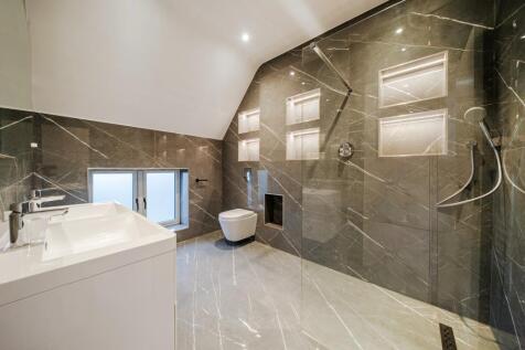 Master ensuite
