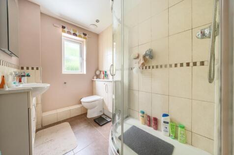 Family Shower Room
