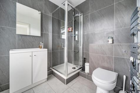 Ensuite Shower Room