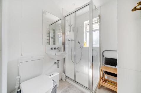 Family Shower Room