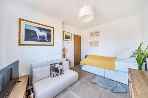 Bedroom 4/Reception Room