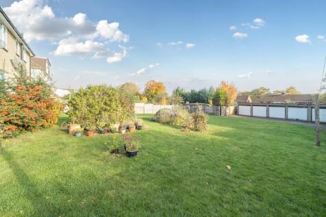 Rear Communal Garden