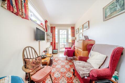 Annexe Reception Room