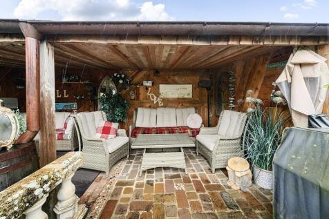 Entertaining Area