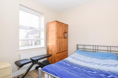 Bedroom    .