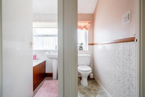Separate WC