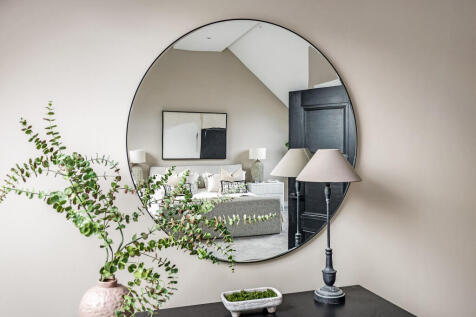 Show Home Photos