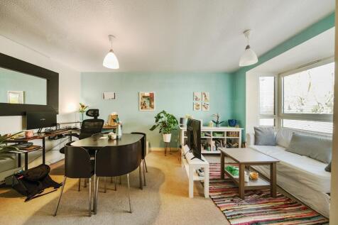 Living/Dining Area