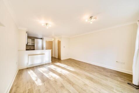 Reception Room leading to Kitchen