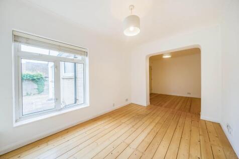 Rear Bedroom