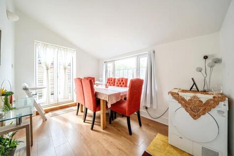 Reception Room/Dining Room