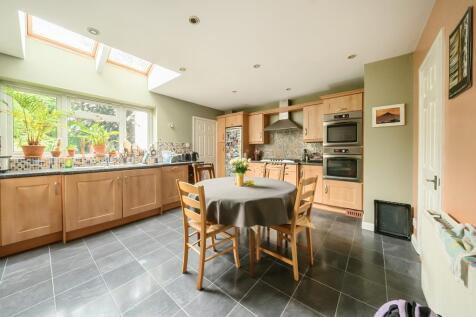 Dining  / Kitchen
