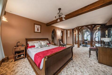 Principal suite