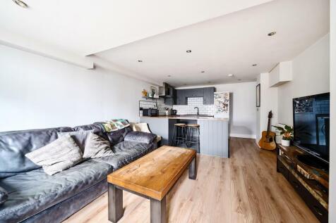 Reception/Kitchen
