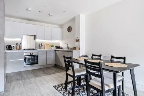 Reception/Kitchen