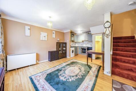 Reception/Kitchen