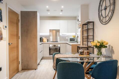 Kitchen/Dining Area