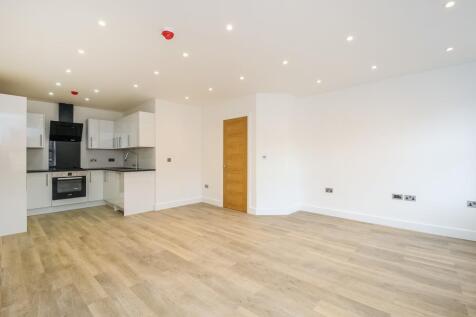 Living Room / Kitchen