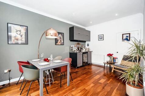 Dining/Family Room