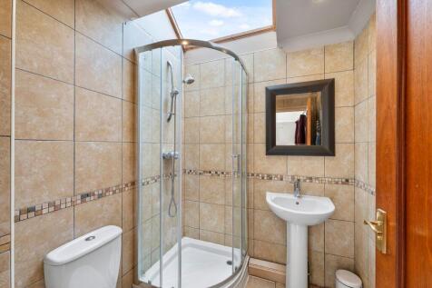 Bedroom 2 En Suite