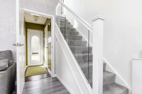 Hallway/Lounge