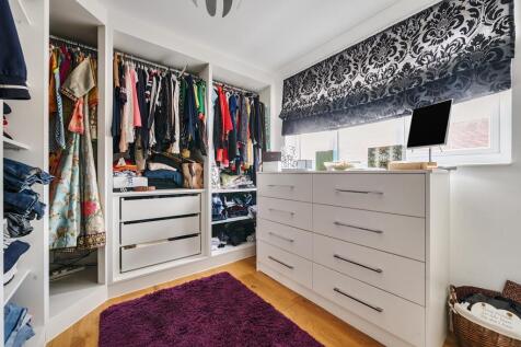 Walk in Wardrobe
