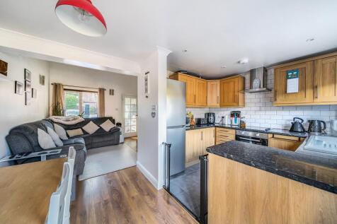 Kitchen/Reception