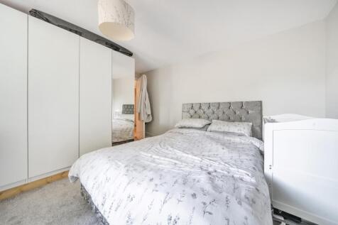 Bedroom 1 no3