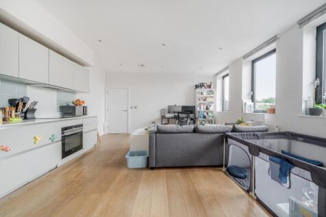 Kitchen/Living Room