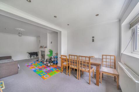 Reception/Kitchen