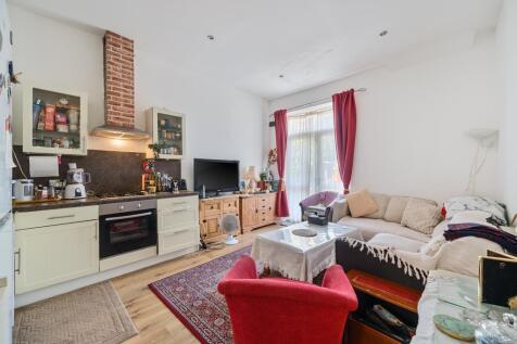 Living Area/Kitchen