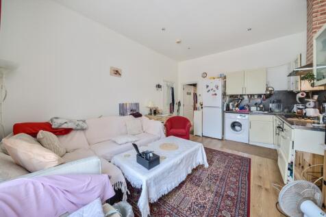Living Area/Kitchen
