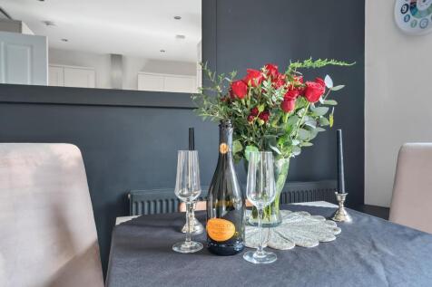 Dining Close up