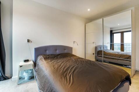 Flat 120 274444 (10)
