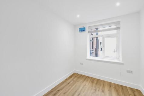 1-113-LondonRoad-04