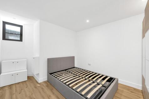 1-113-LondonRoad-01