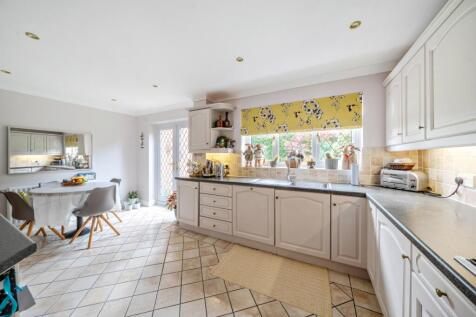 1361617-17-68dd41...