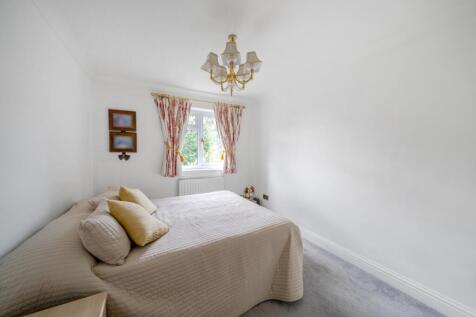 1361617-19-68dd41...