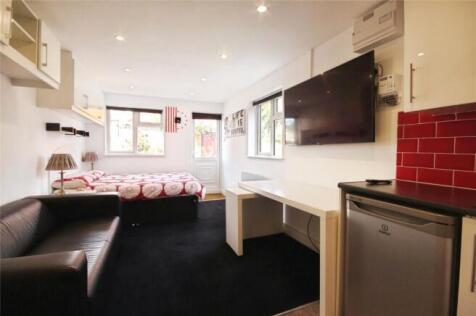 Living-room/Bedroom