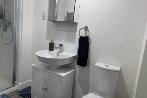 En Suite Bathroom