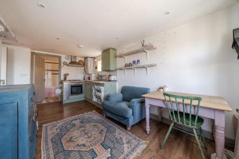 Reception/Kitchen