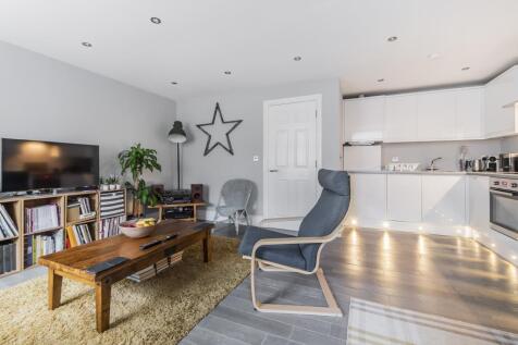 Kitchen/living